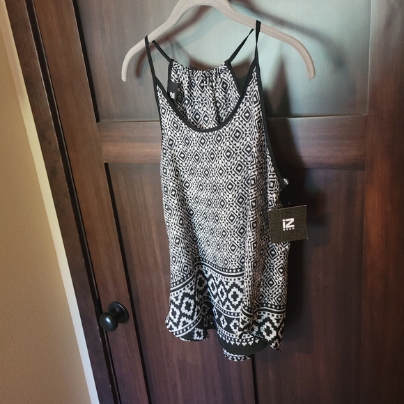 NWT Women's iZ Byer Boho Chiffon Black & White Tank Top Size Small NEW!!! - Picture 2 of 5